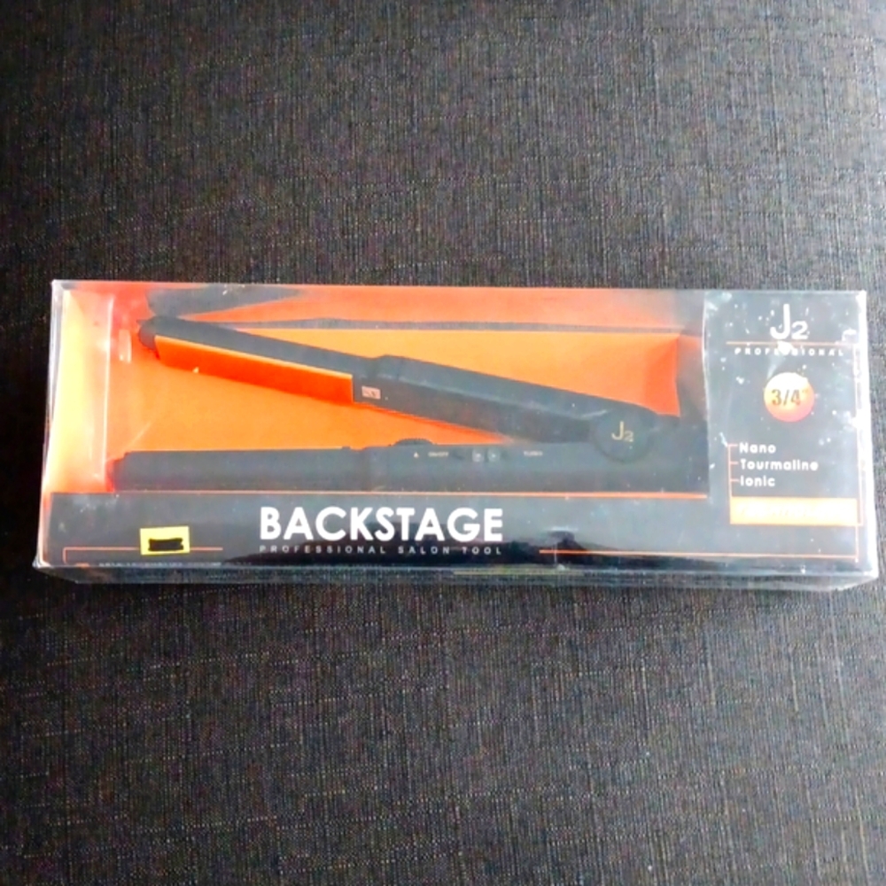 Backstage J2 Professional Salon Tool 3/4" Women's Flat Iron NIB